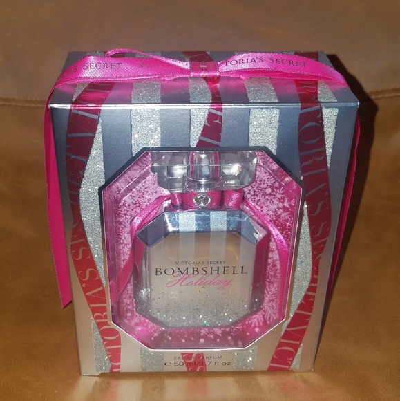 Victoria's Secret Other - Victoria's Secret bombshell holiday